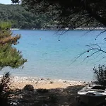 With Parking Space Cove Saplunara, Mljet - 4923 Appartement *