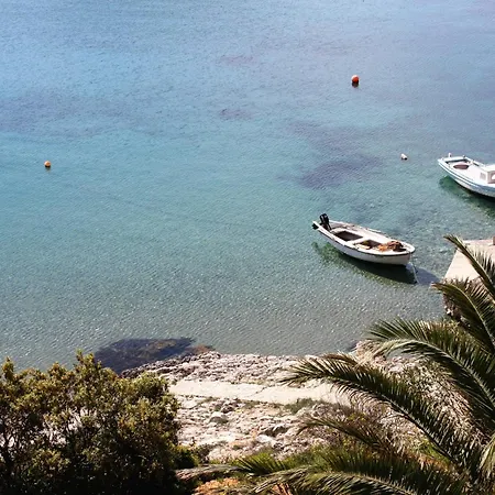With Parking Space Cove Saplunara, Mljet - 4923 Apartamento *