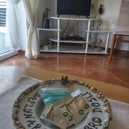 With Parking Space Cove Saplunara, Mljet - 4923 Apartamento *