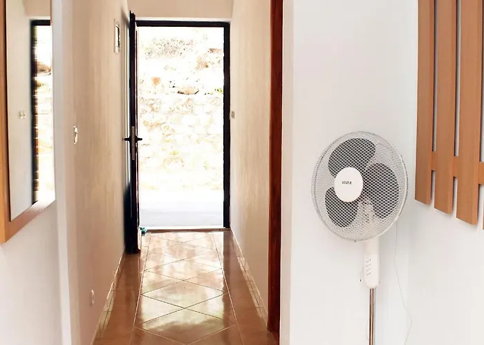 With Parking Space Cove Saplunara, Mljet - 4923 Maranovici